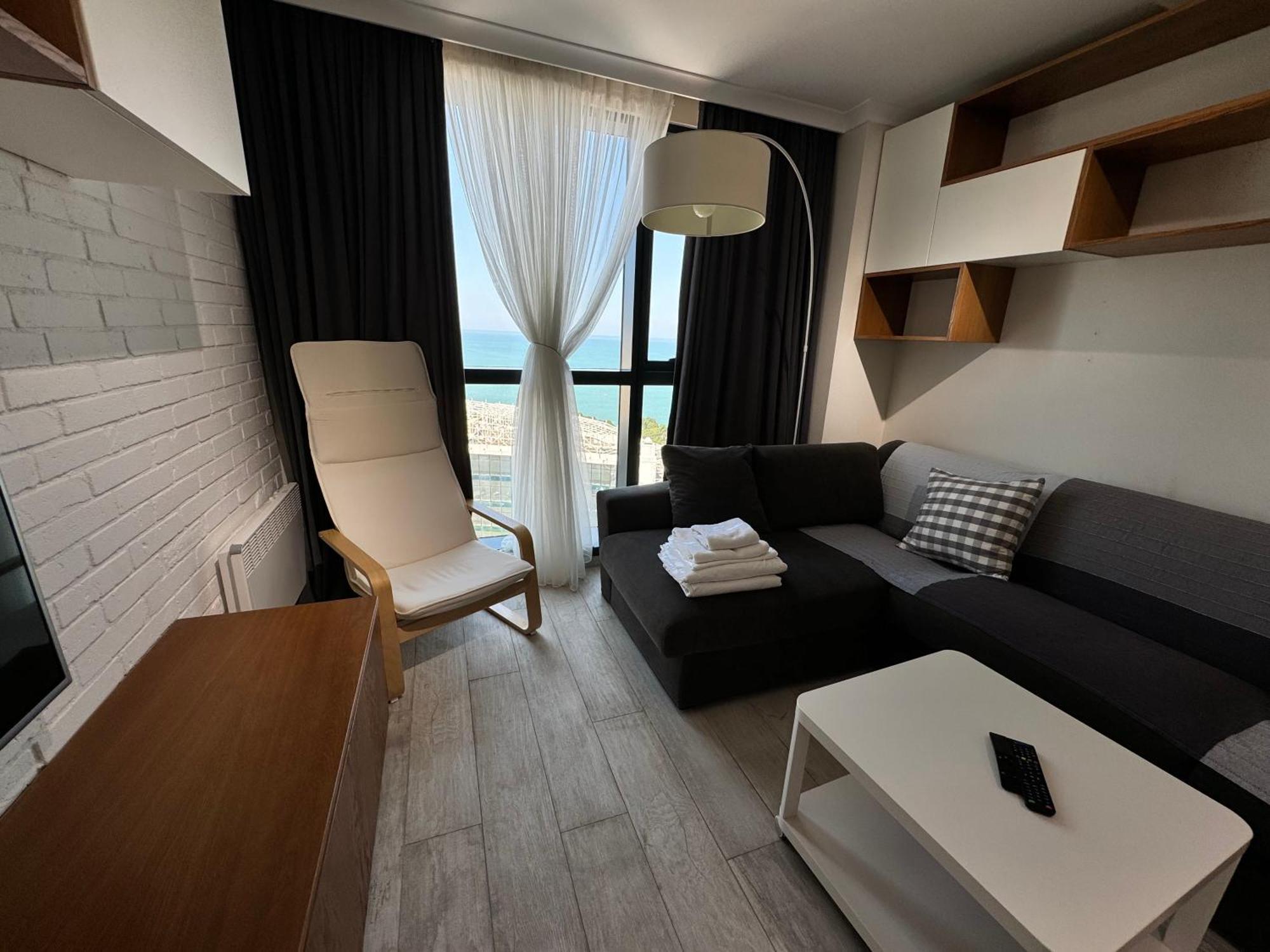Apartment In Porta Batumi Tower Exterior foto